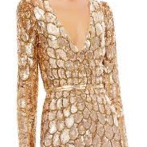 (51) BNWT MAC DUGGAL GOWN #5382